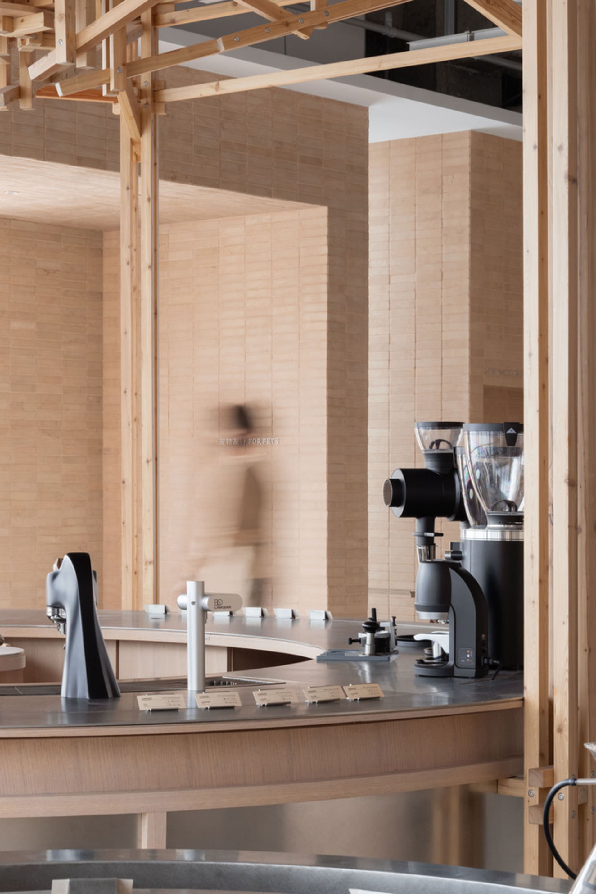 400㎡，宁波OURIO Coffee咖啡厅 3