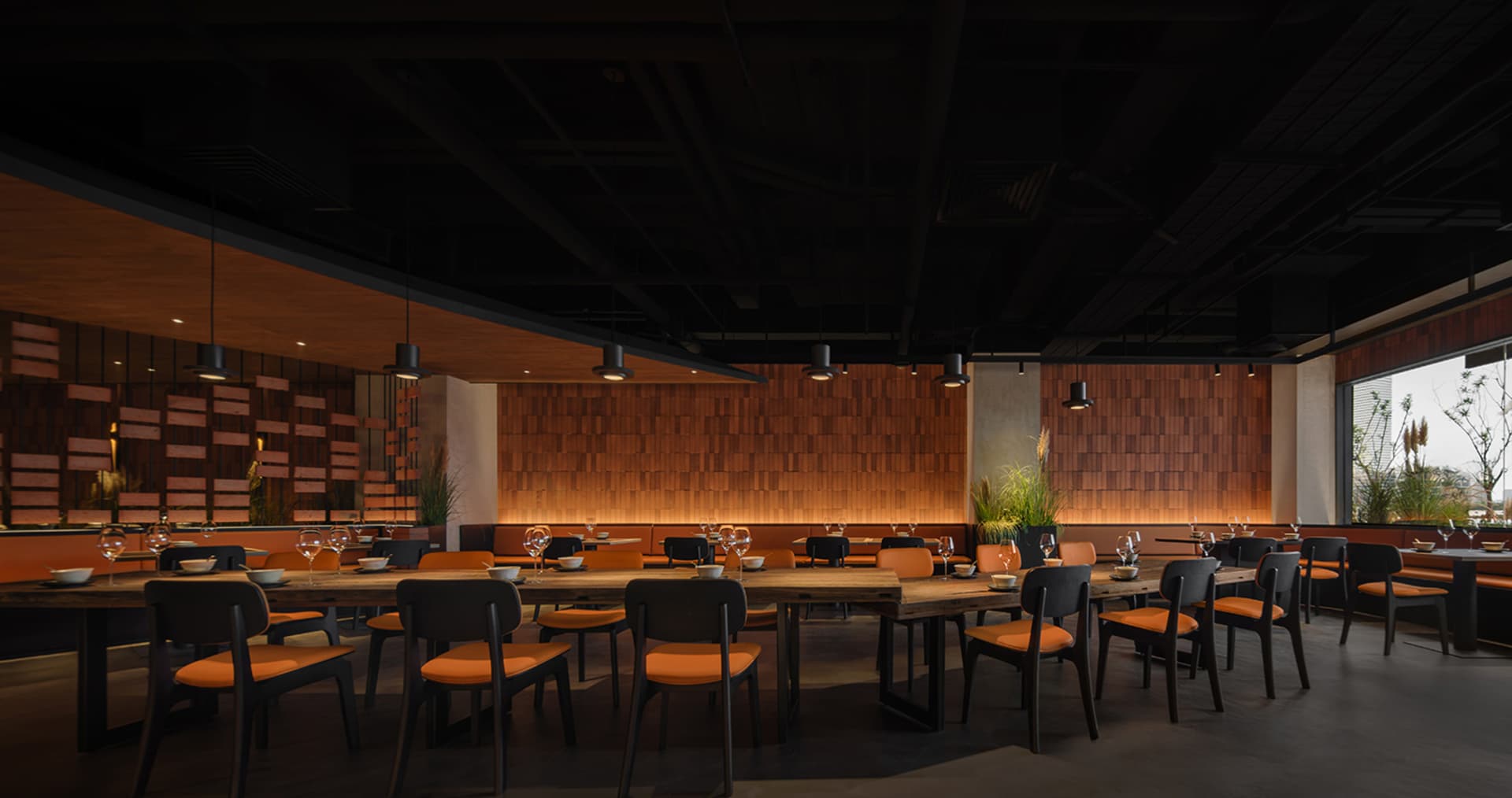 上海半山腰西岸梦中心店 1