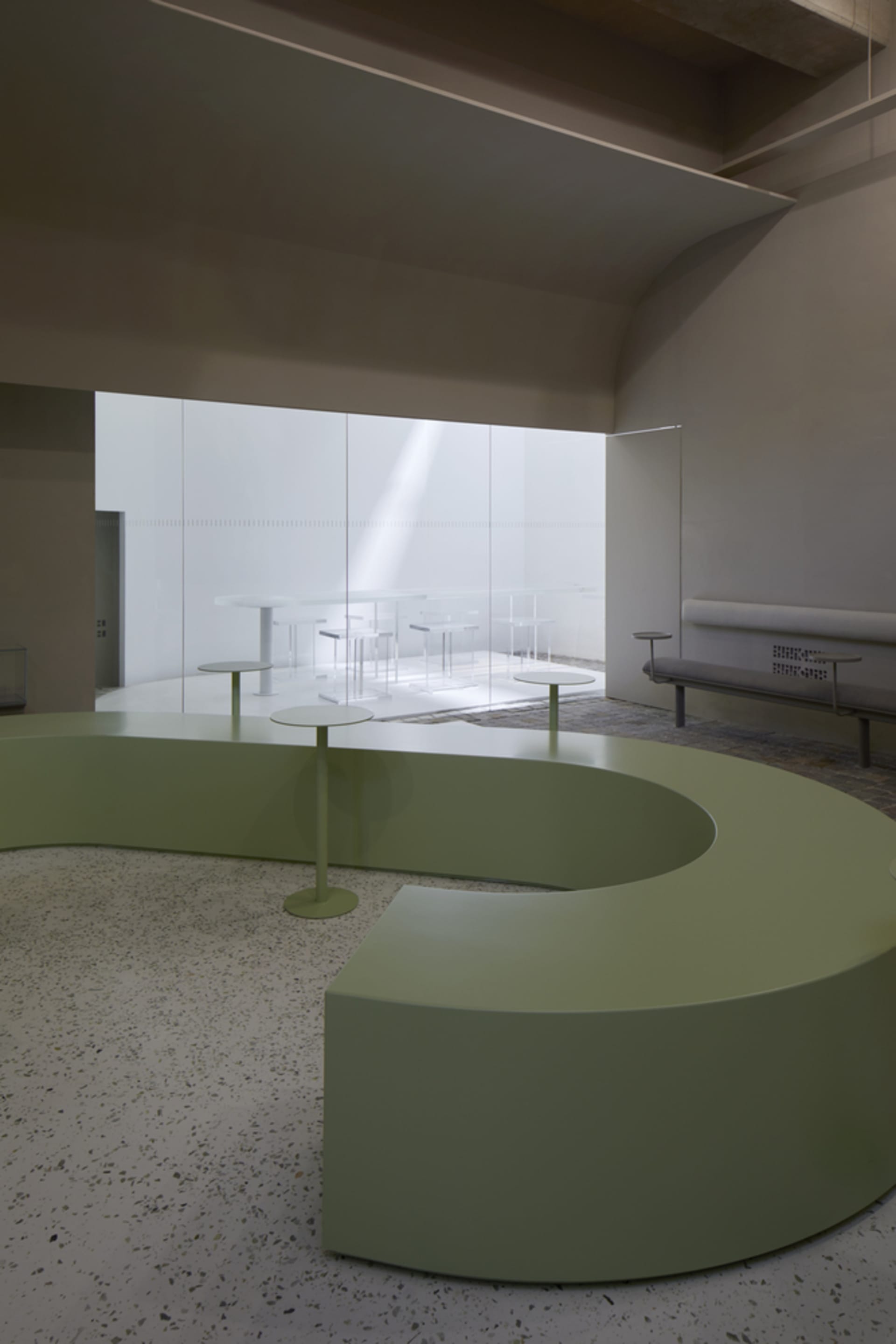 240㎡，韩国华城市Cafe 7 YAD咖啡店 4