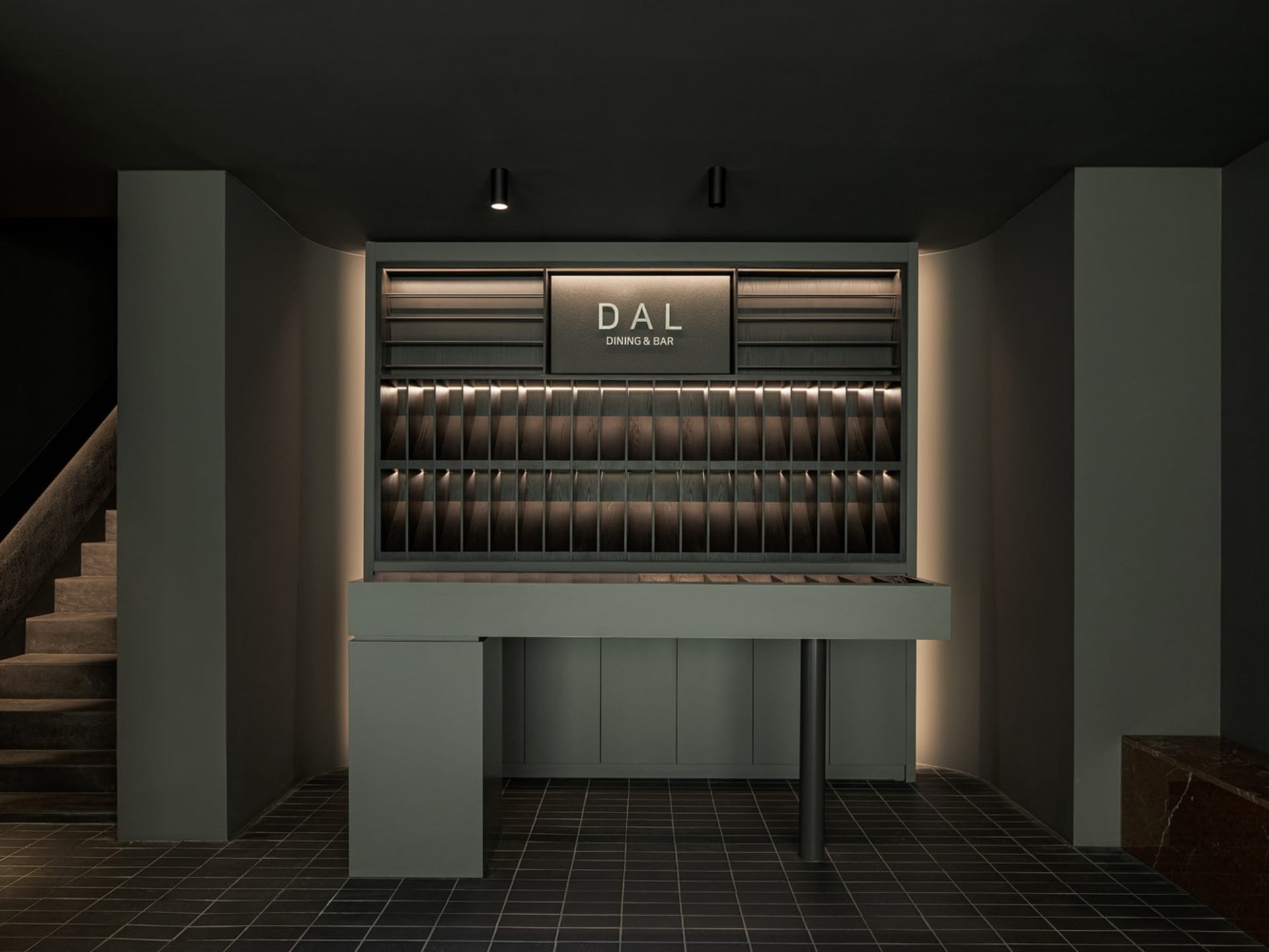 韩国城南市Dark and Light 意大利菜餐厅 4