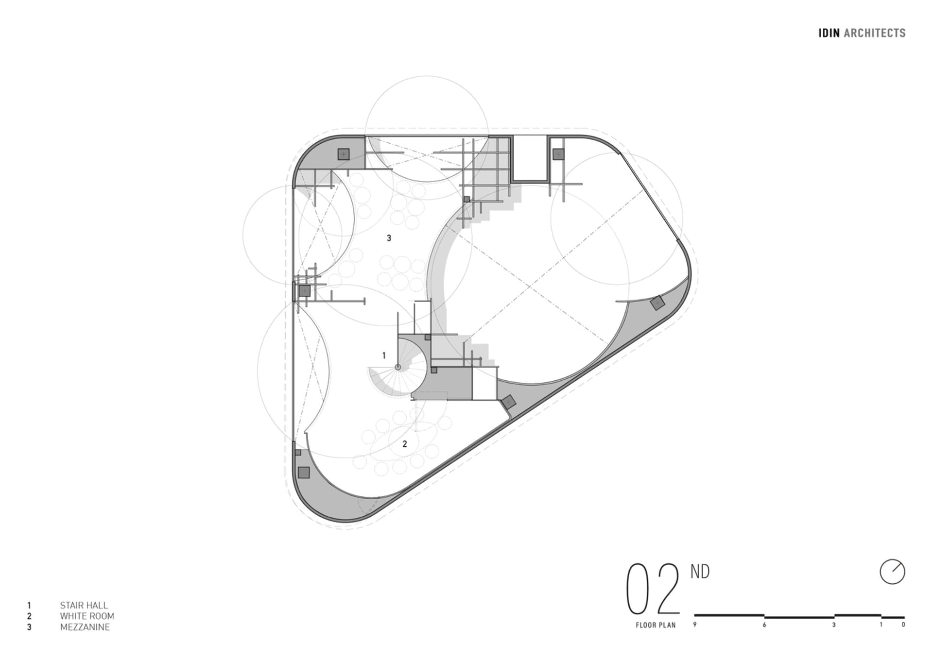 明亮辦公空間的黑白建築圖，包含多個房間與走廊，展現經典永恆的氛圍