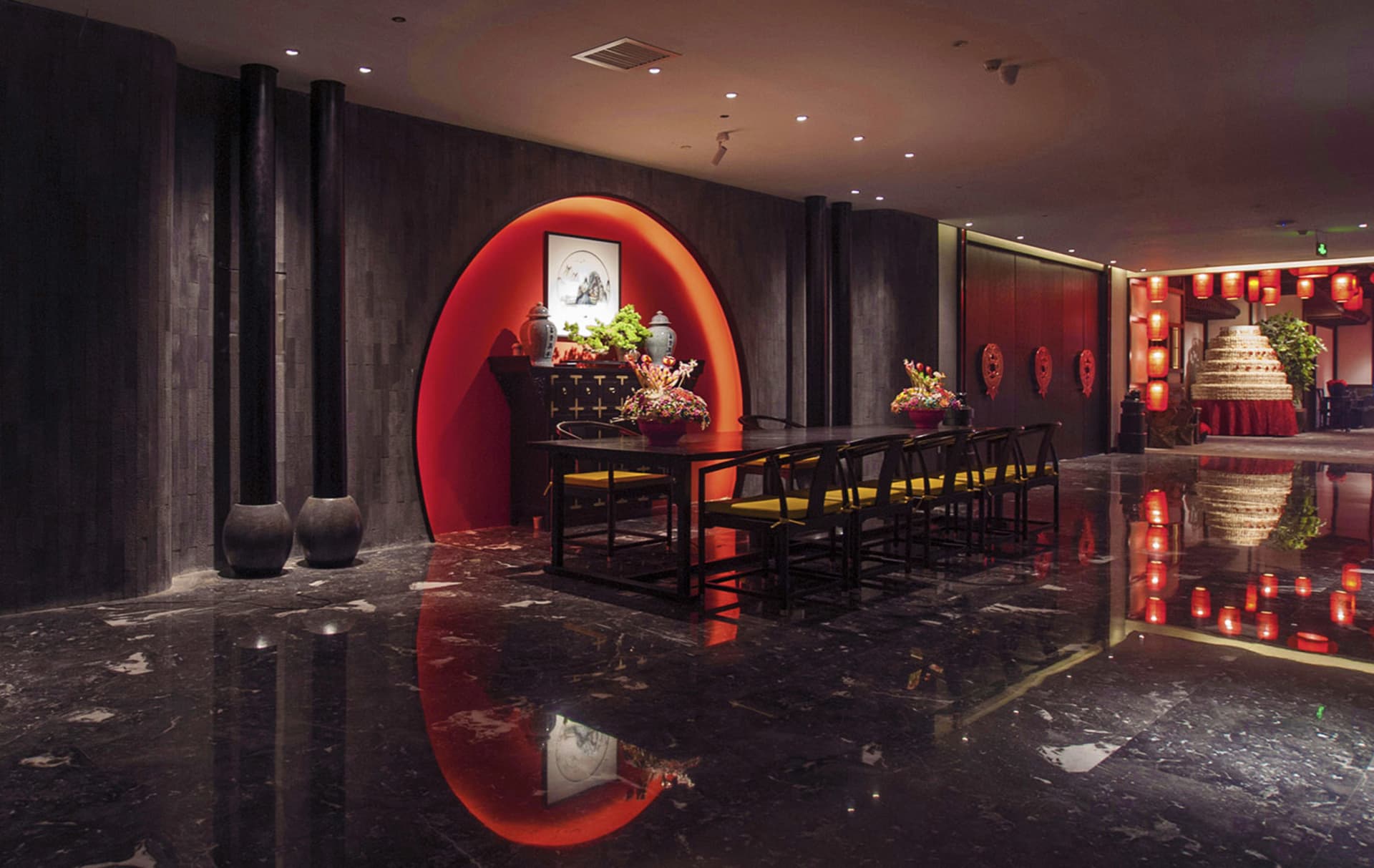 Luxurious Chinese restaurant interior featuring a glowing red circular arch, black marble reflective floor, dark wood walls, and traditional black dining tables with yellow silk chairs.
