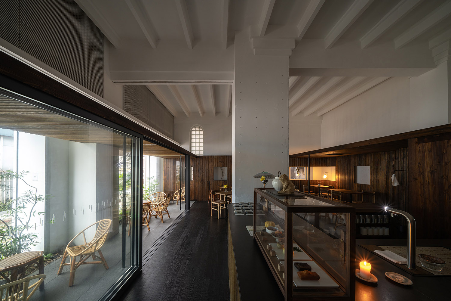 Elegant Cafe Design 3