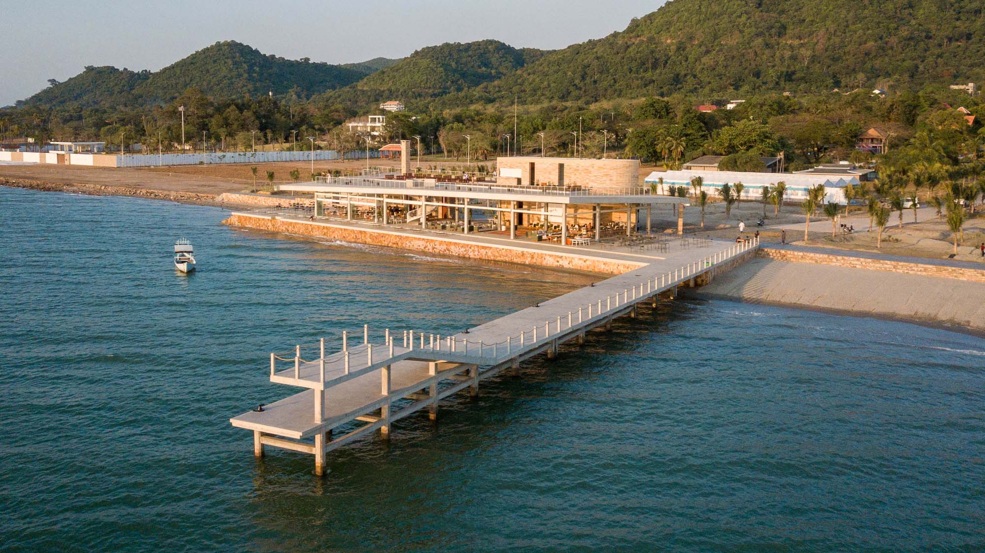 Chic Floor Plan Interior 2