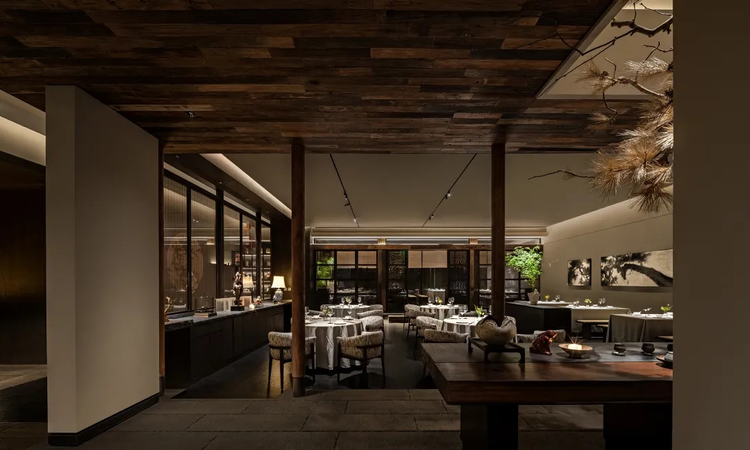 Modern Dining Space 2