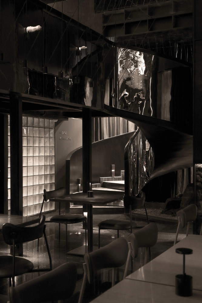 Classic Dining Design 1