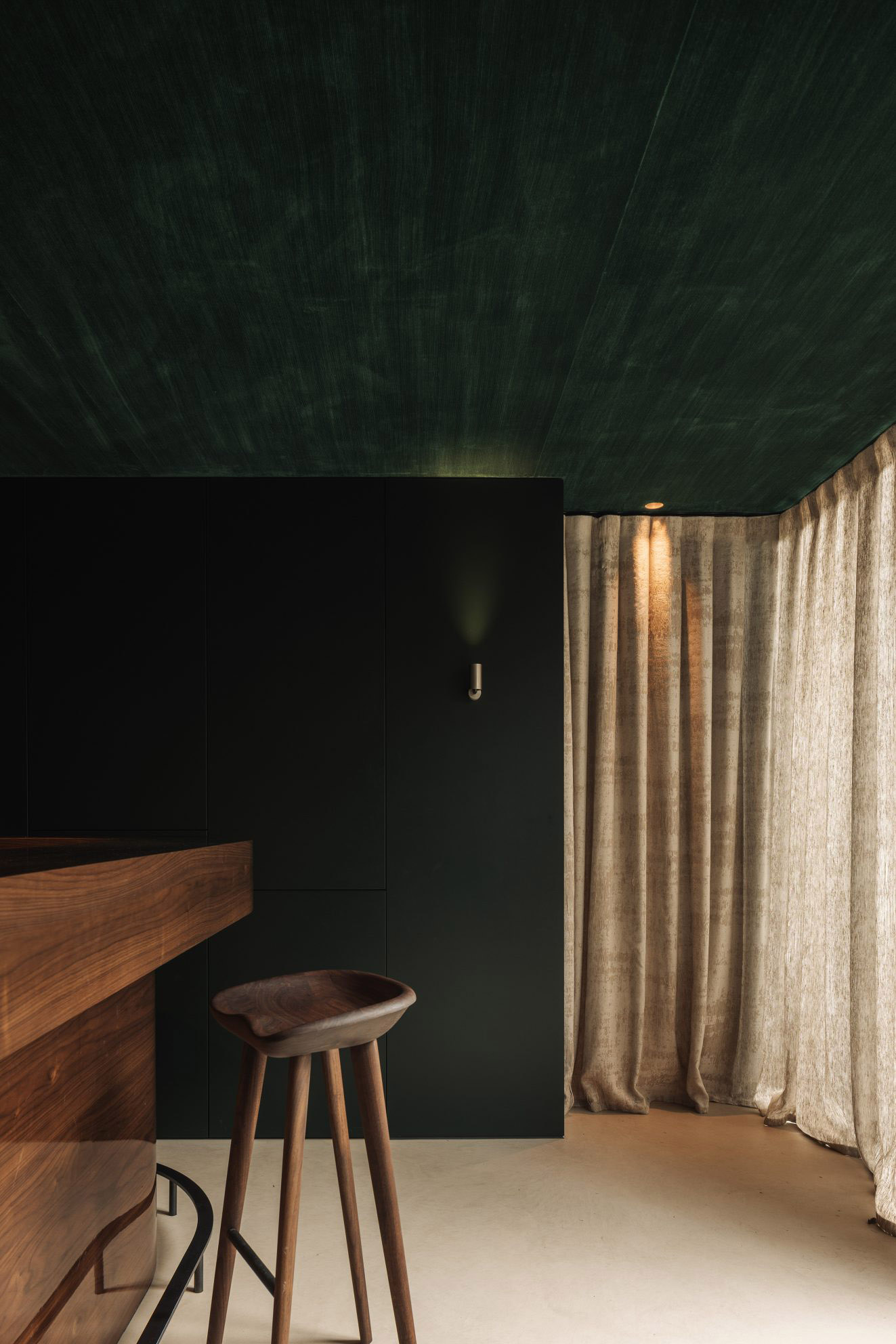 Stunning Bar Concept 4