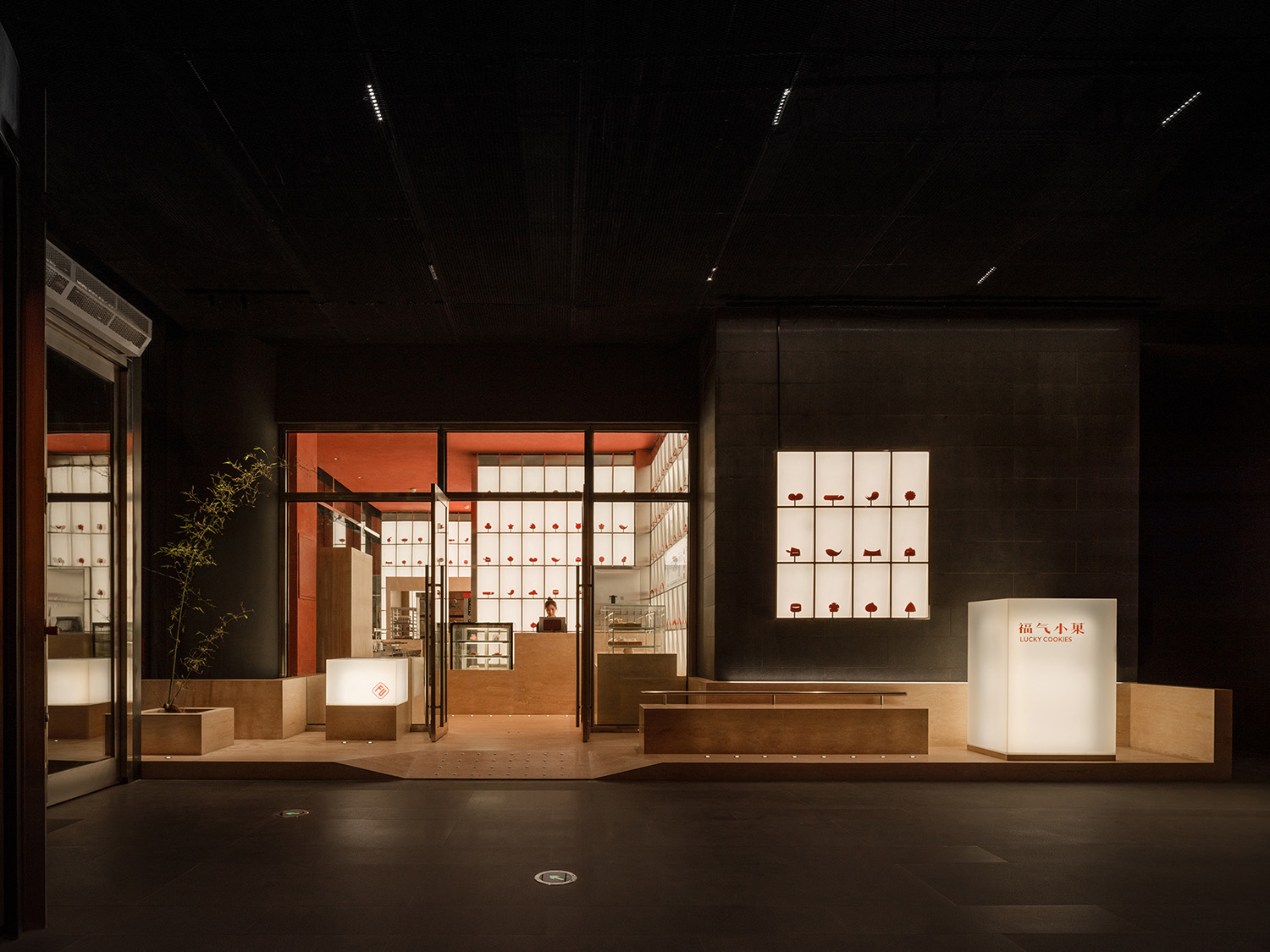 Modern Retail Space 4