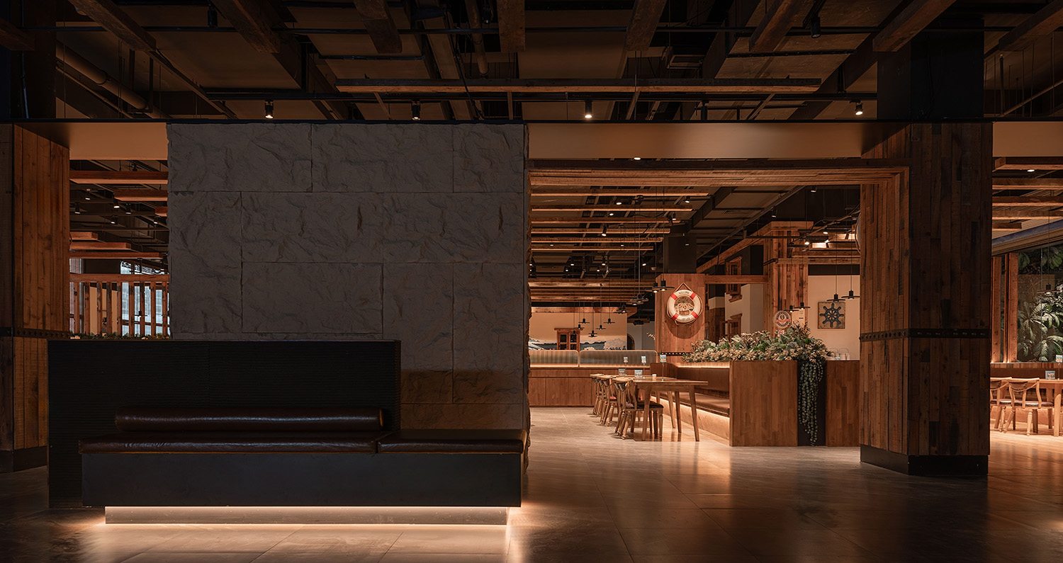 Luxurious Dining Design 2