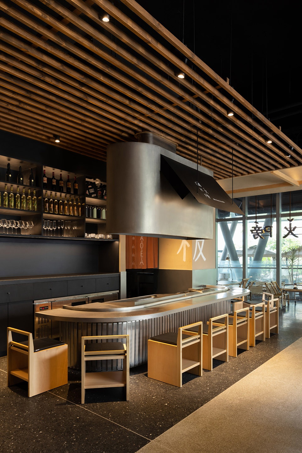 Classic Dining Design 3