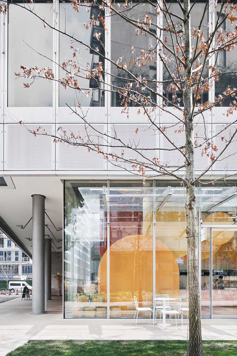 Luxurious Retail Concept 2