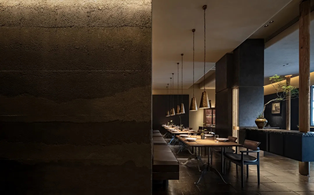 Elegant Dining Design 3