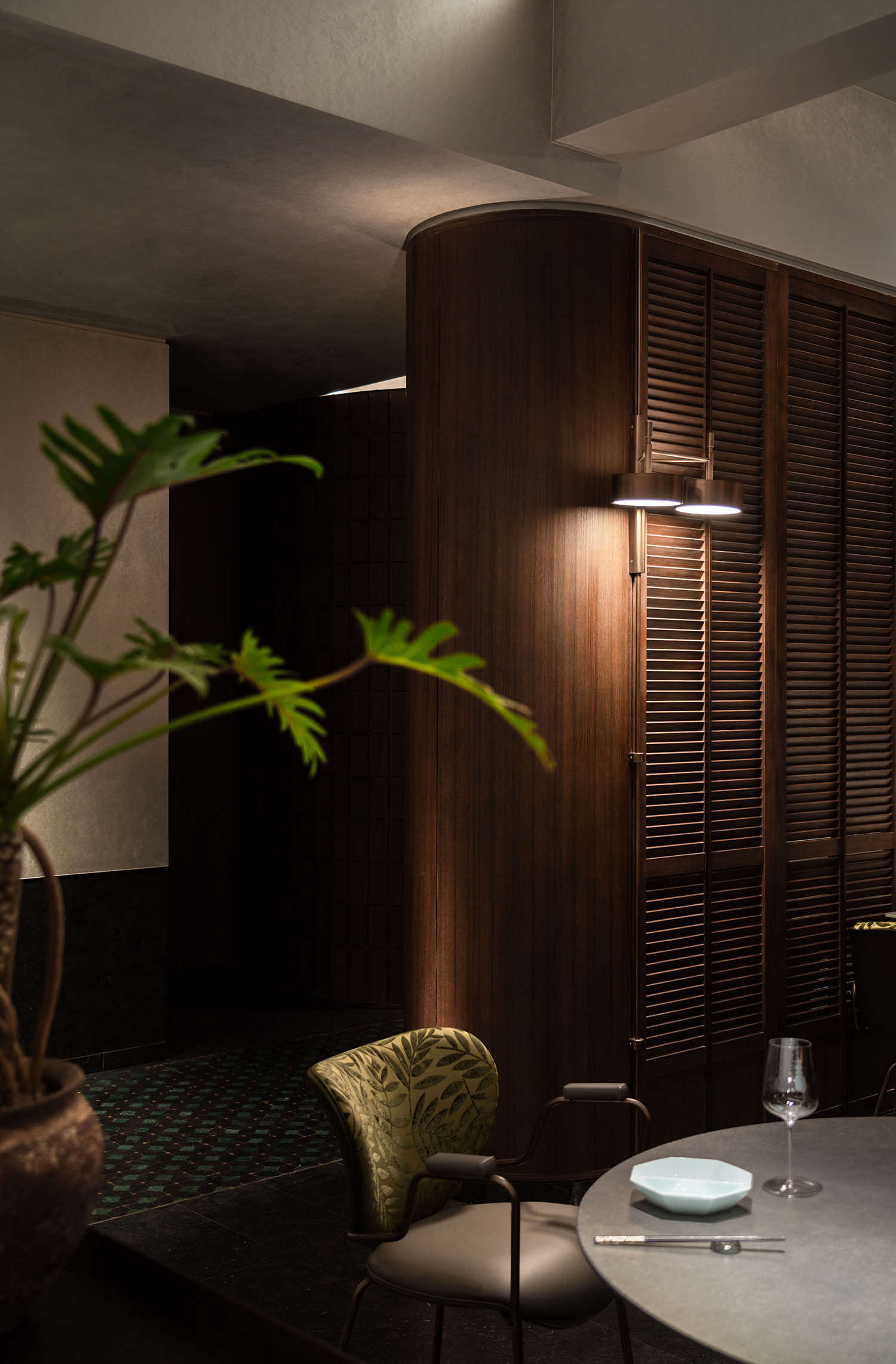 Contemporary Dining Project 4