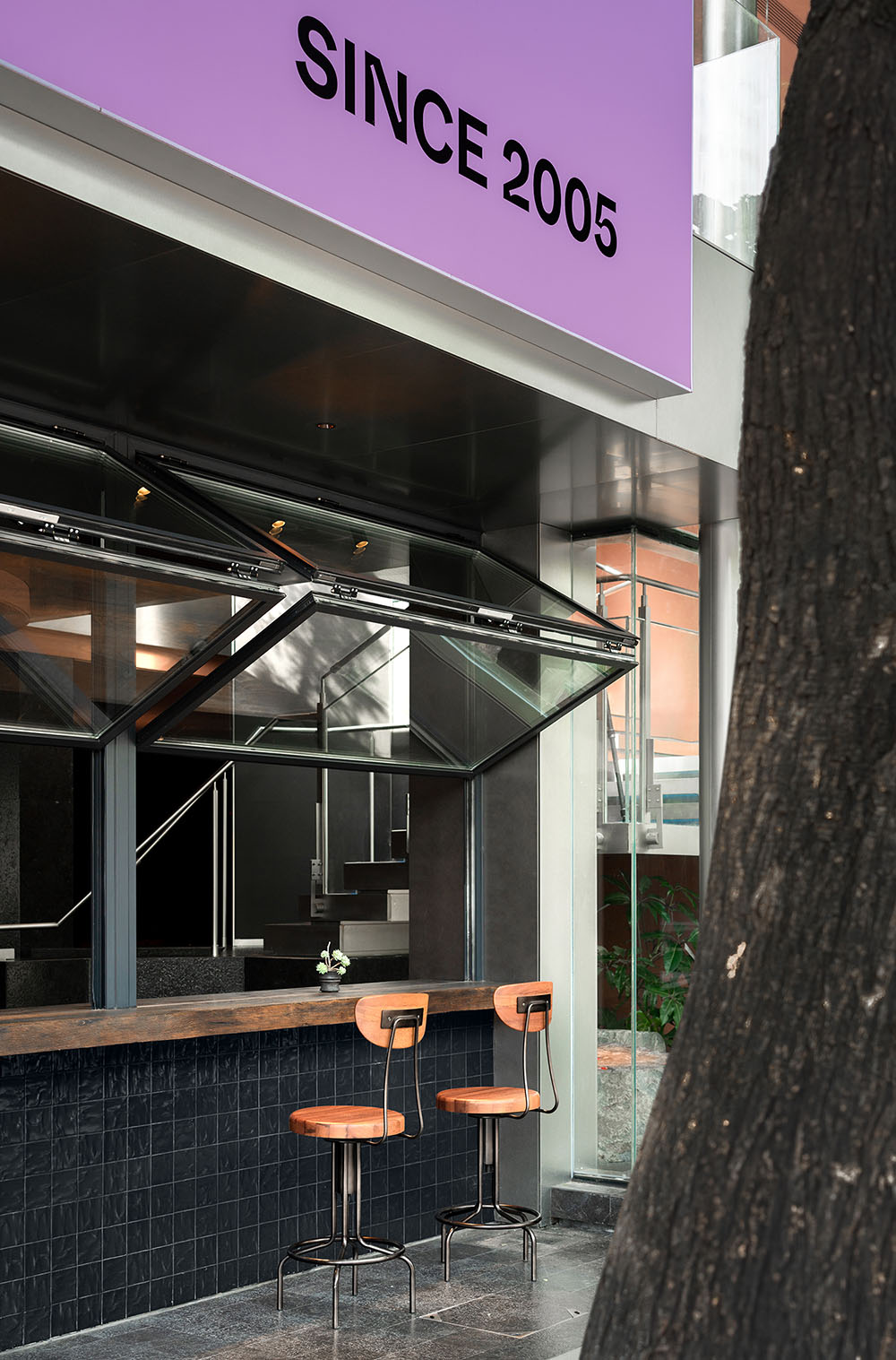 Modern Dining Space 1 3