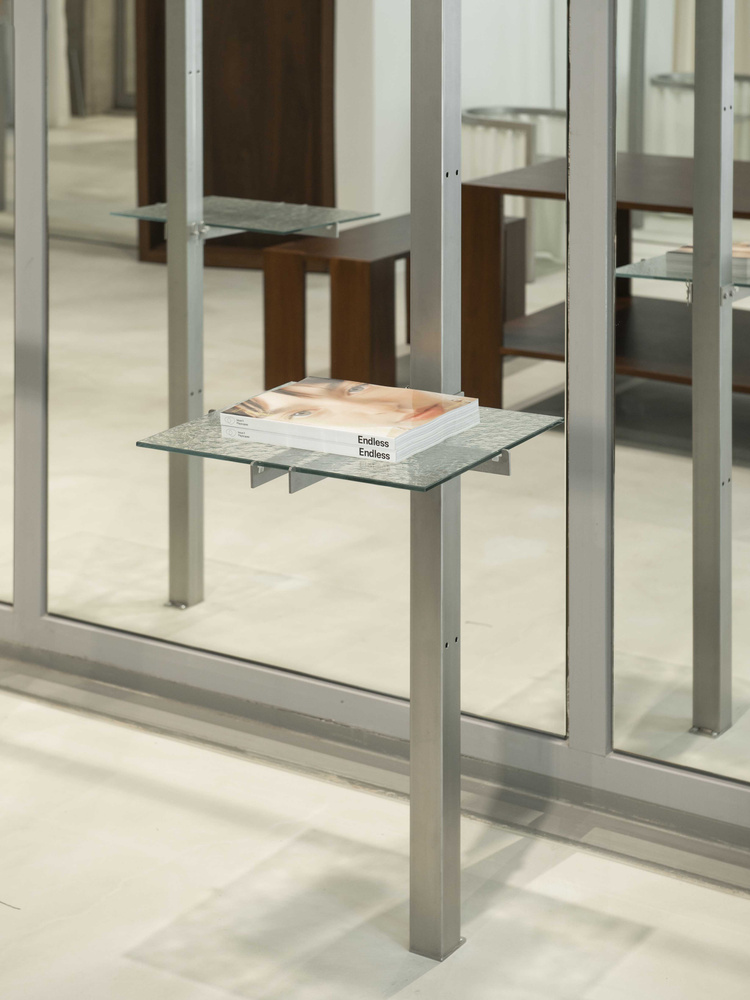 Minimalist Retail Collection 3