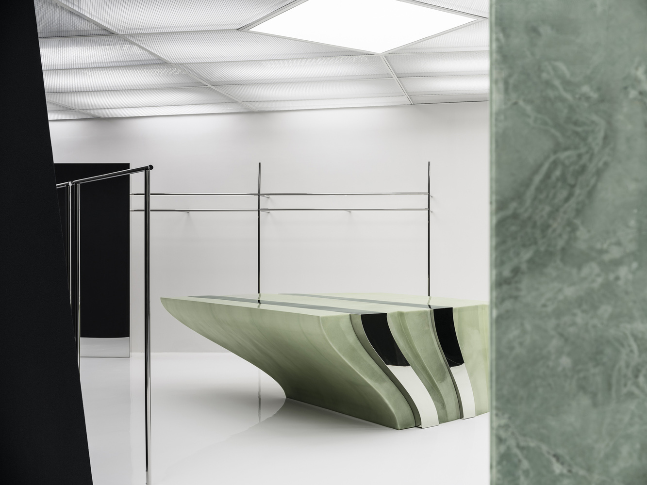 Stunning Retail Space 2