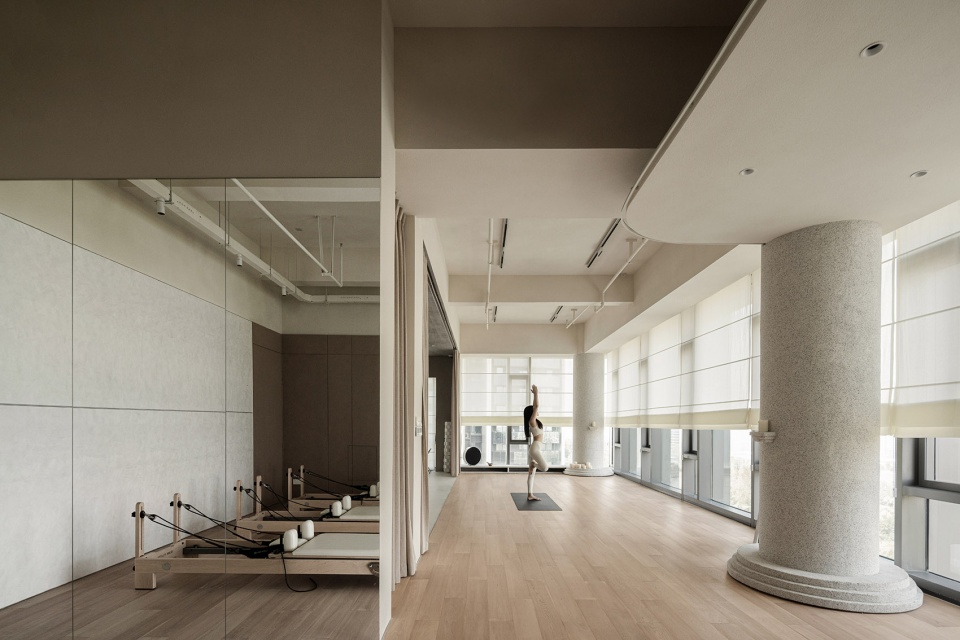 Elegant Bedroom Collection 2