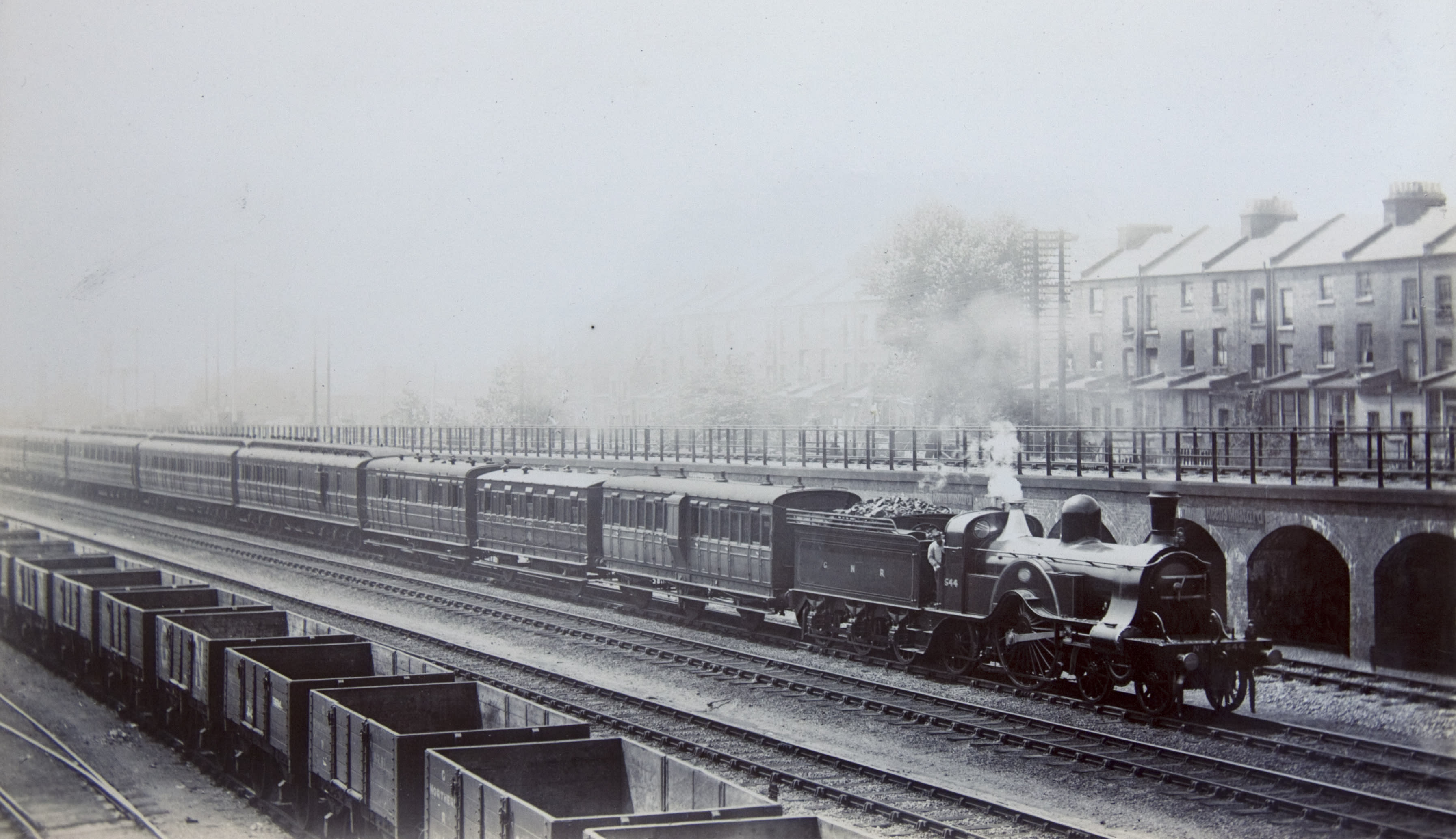 GNR Stirling Single locomotive No. 544, of the type that drew the Flying Scotsman service in the early 1890s