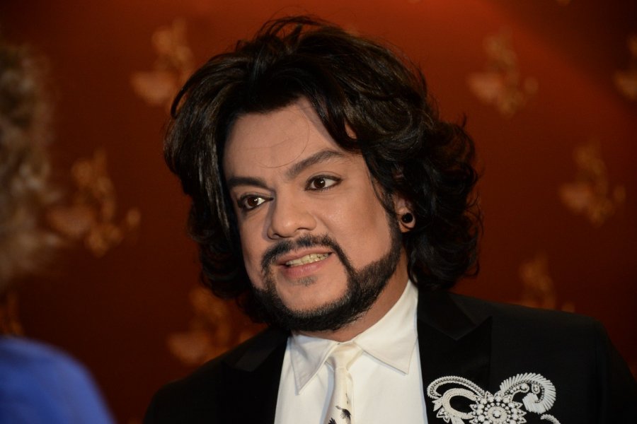 Киркоров высмеял шоу Малышевой, исполнив «песню простаты»