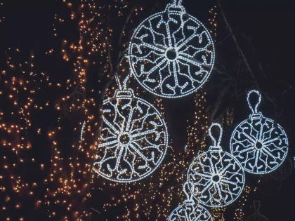 Новогодняя иллюминация в городе