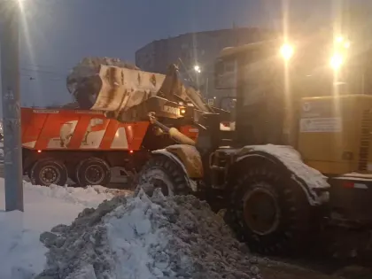 Более 12 тысяч кубометров снега вывезли из Ижевска за прошедшую ночь