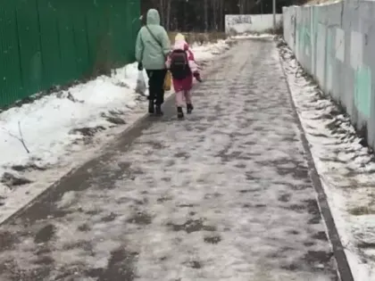 Проблемы с очисткой тротуаров и новые угрозы в Удмуртии