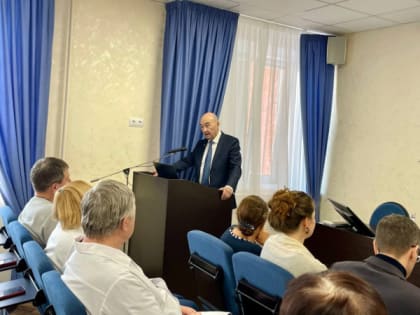 Главный трансплантолог России Сергей Готье встретился с медиками Удмуртии