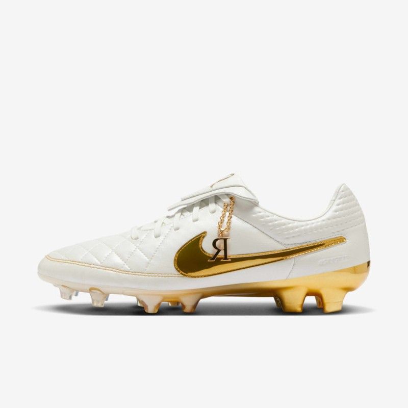 Nike Boot 6
