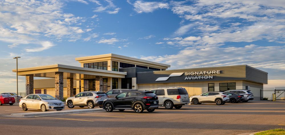 Signature FBO at Rick Husband Amarillo Int'l Airport, external
