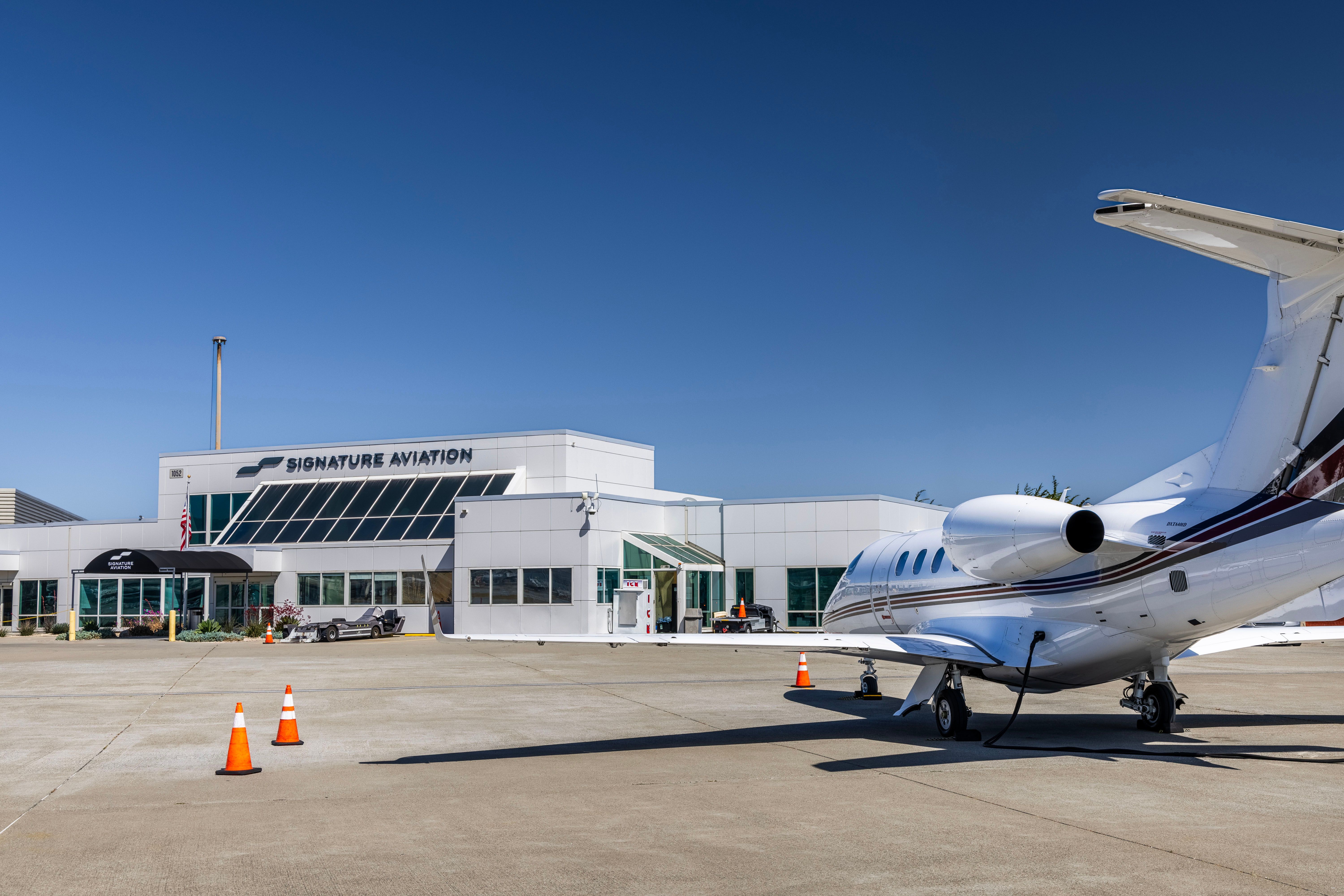 Signature Aviation SFO