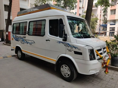 27 Seater Tempo Traveller White 1