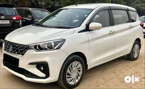 Maruti Ertiga Red 1