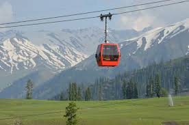 Snowy mountains in Gulmarg 3