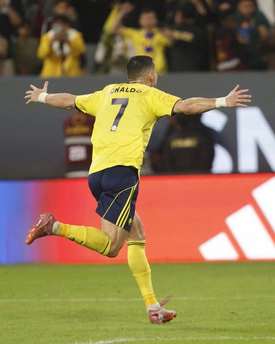 Ronaldo hits 967th career goal in Al Nassr’s 5-2 win