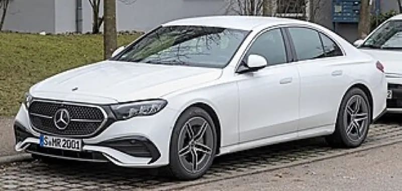 Mercedes-Benz E-Class Vehicle Overview