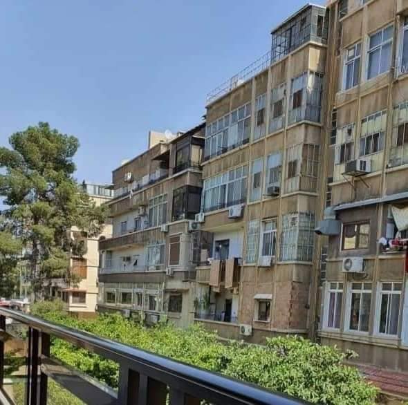 شقة سكنية للـبيع في أبو رمانة