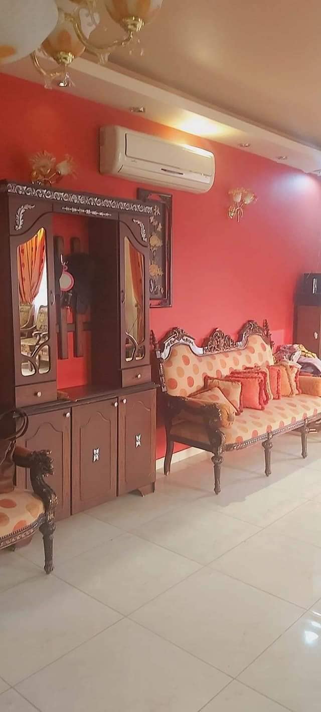 شقة سكنية للـبيع في المزرعة