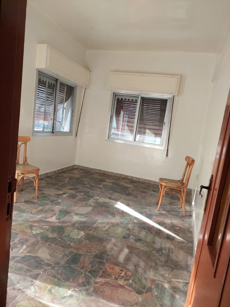 شقة سكنية للـبيع في الزاهرة