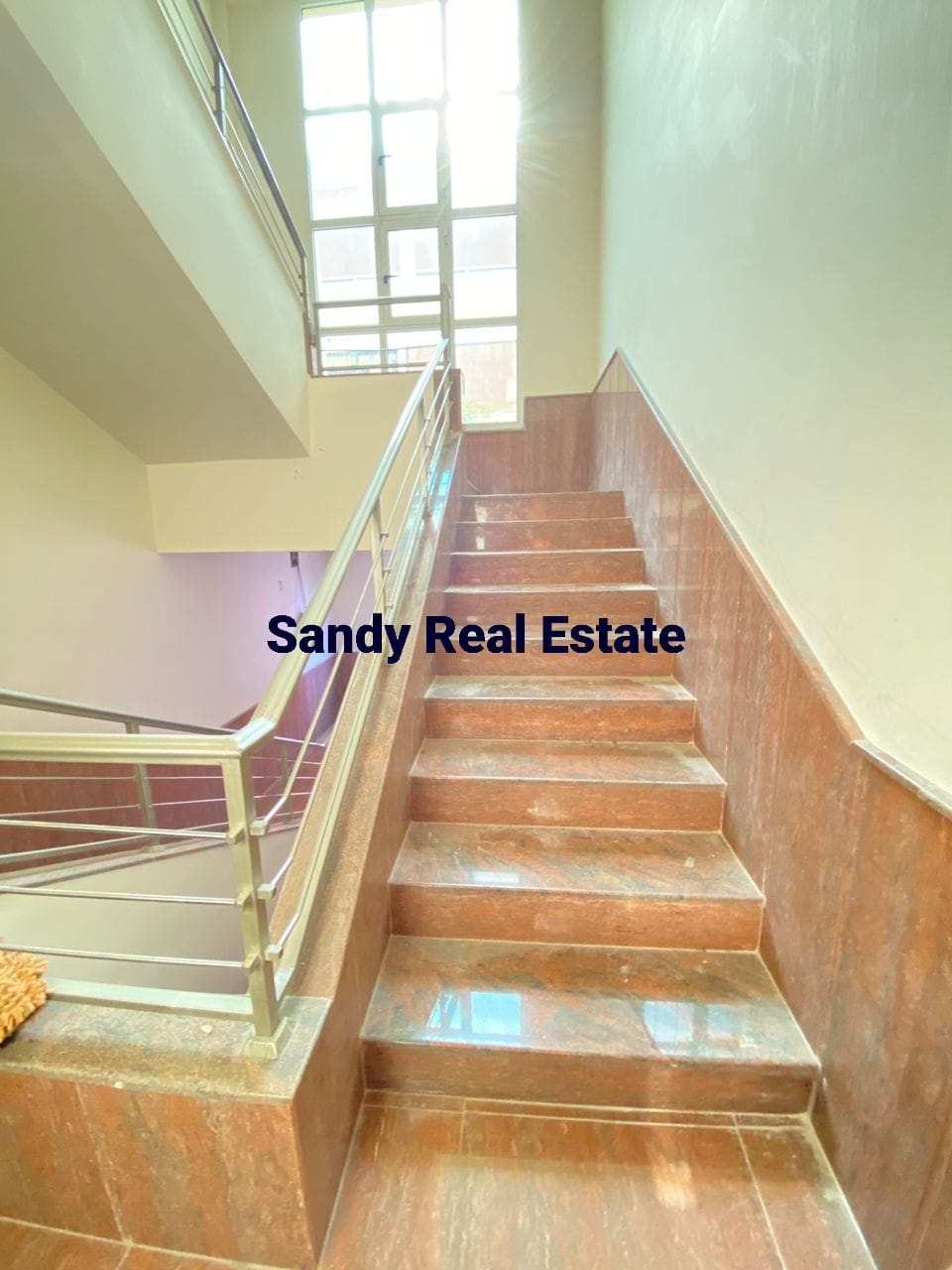 شقة سكنية للـبيع في ضاحية قدسيا