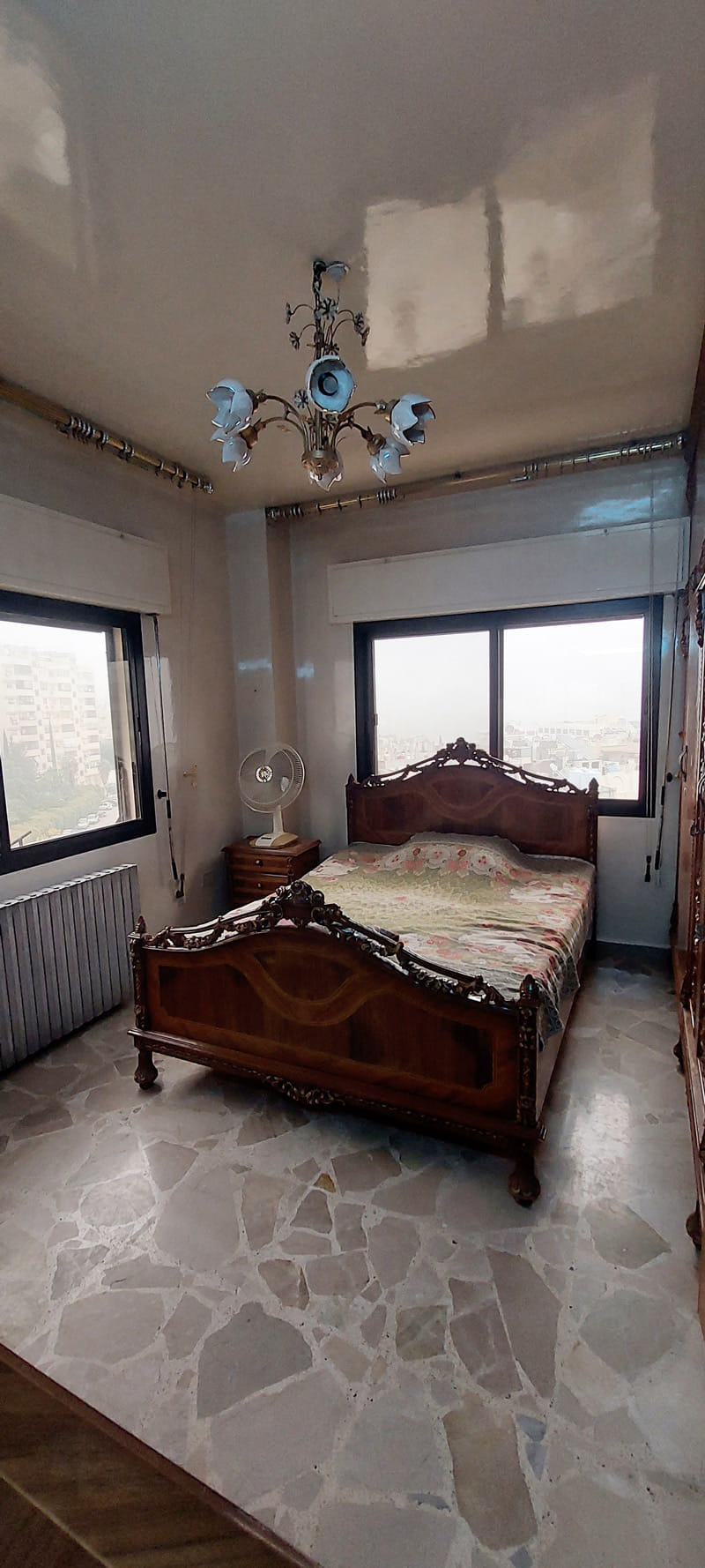 شقة سكنية للـبيع في برزة