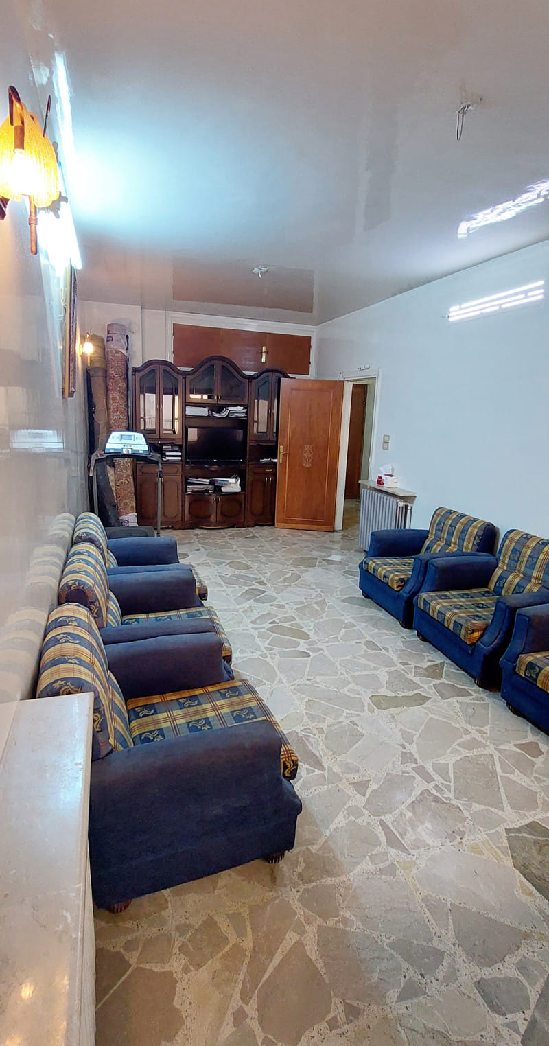 شقة سكنية للـبيع في برزة