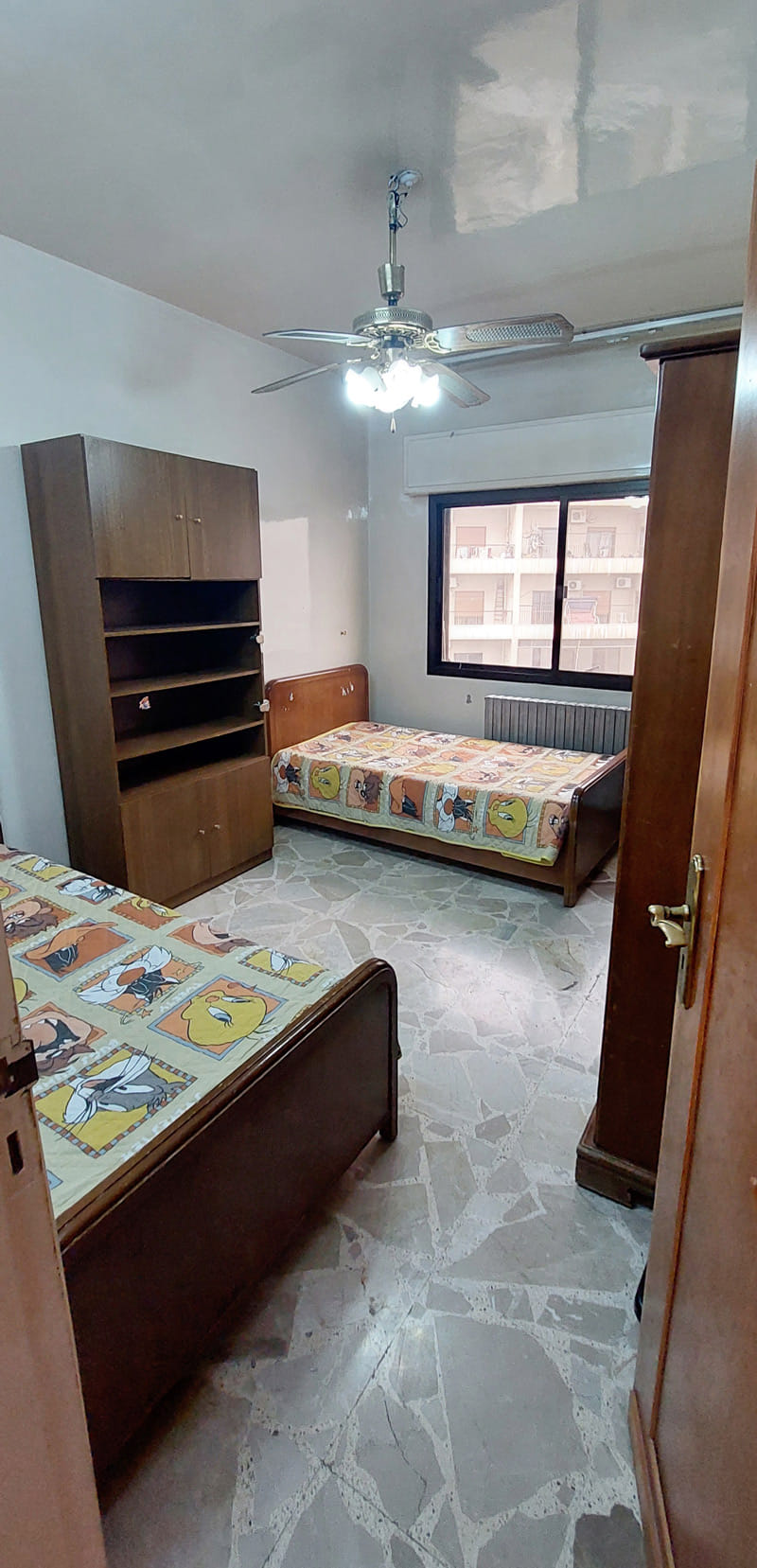 شقة سكنية للـبيع في برزة