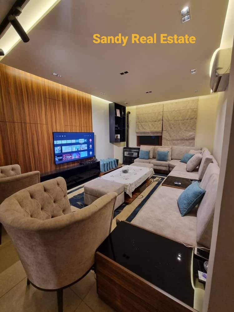 شقة سكنية للـبيع في برزة