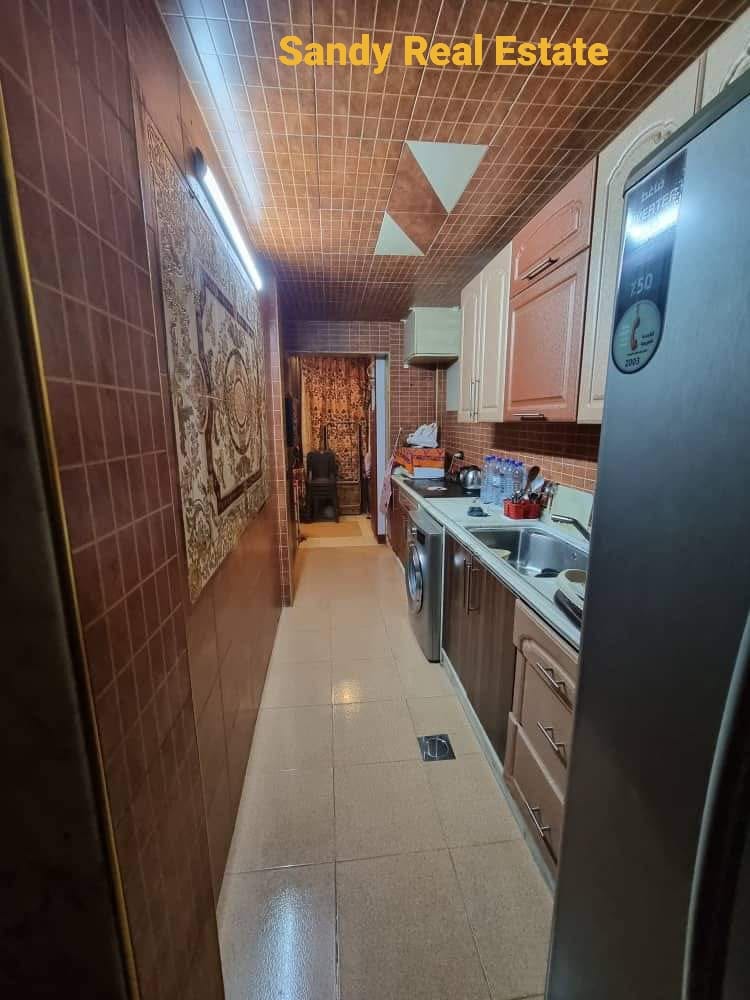 شقة سكنية للـبيع في برزة