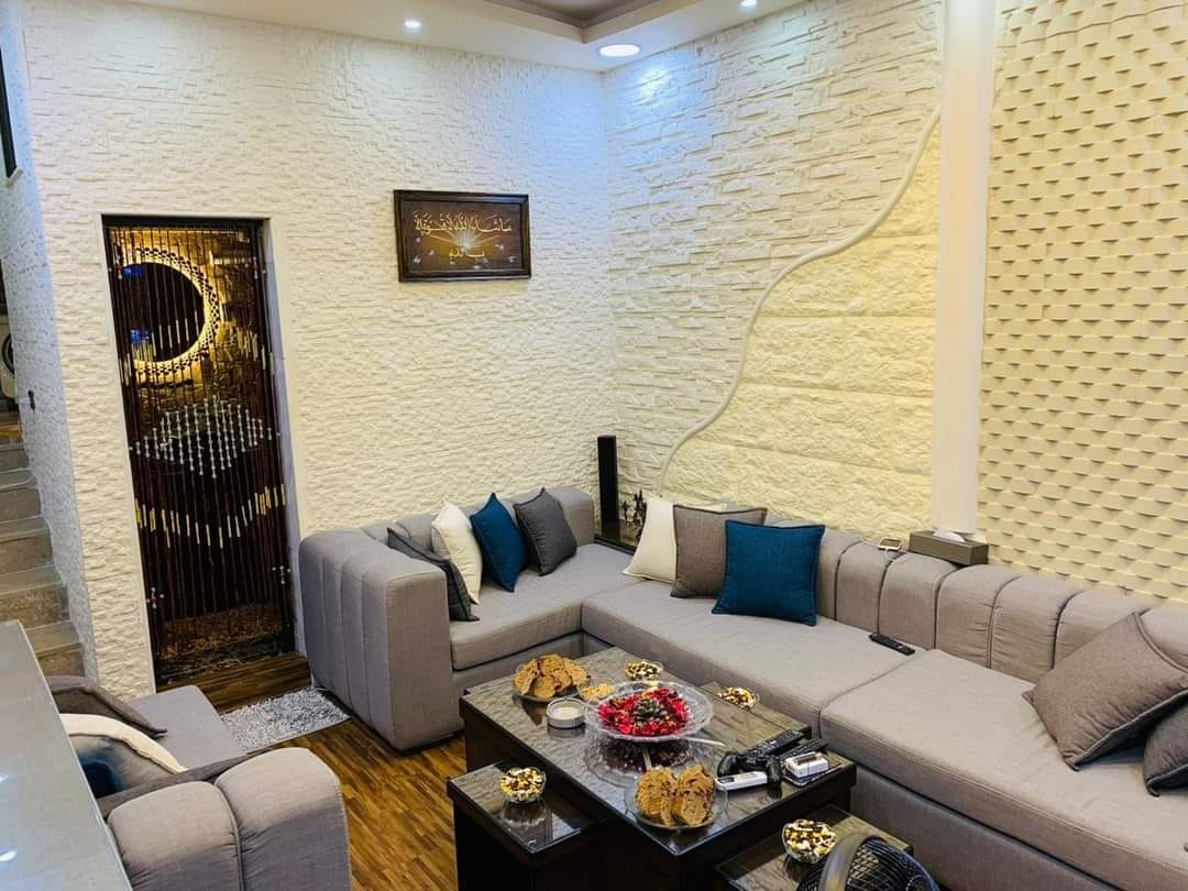 شقة سكنية للـبيع في برزة
