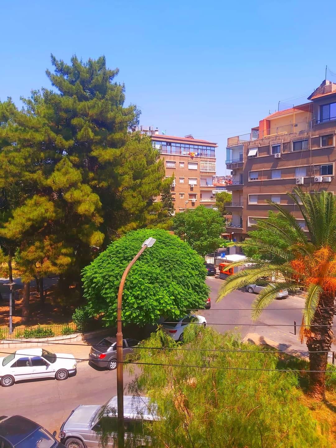 شقة سكنية للـبيع في أبو رمانة