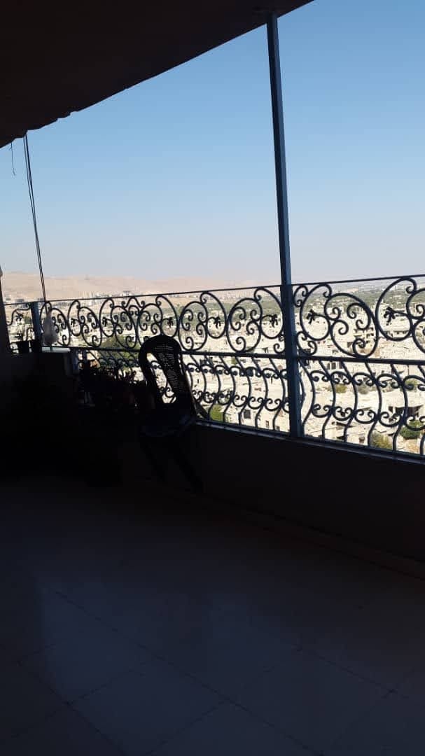 شقة سكنية للـبيع في برزة