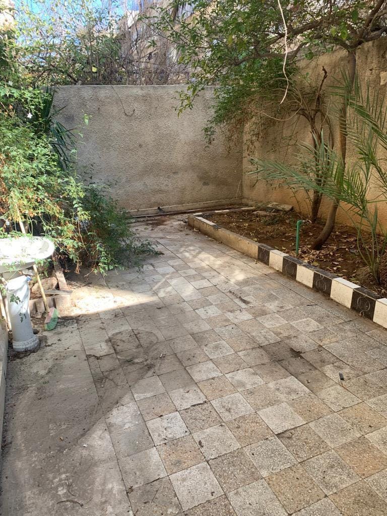 شقة سكنية للـإيجار في ركن الدين