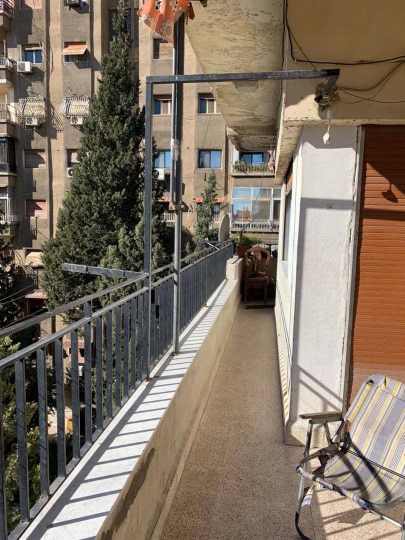 شقة سكنية للـبيع في ركن الدين