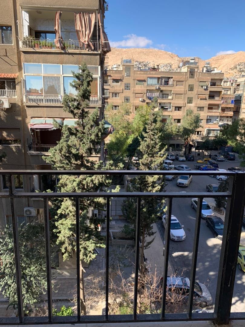 شقة سكنية للـبيع في ركن الدين